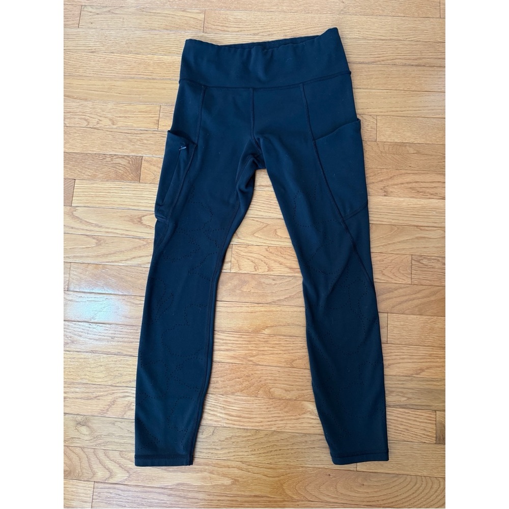 Athleta Black All In Reaction 7/8 Leggings with Laser Cut Details
